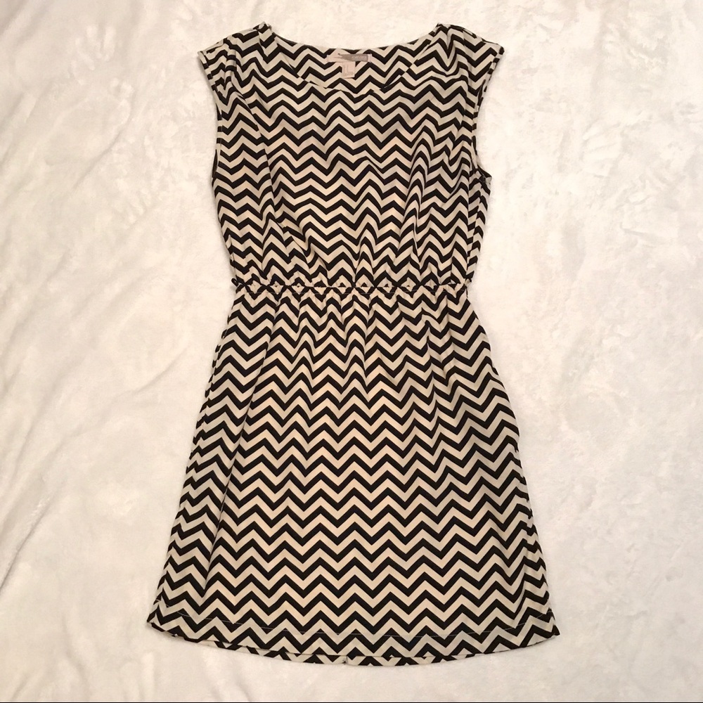 Cream and Black Silky Chevron Dress